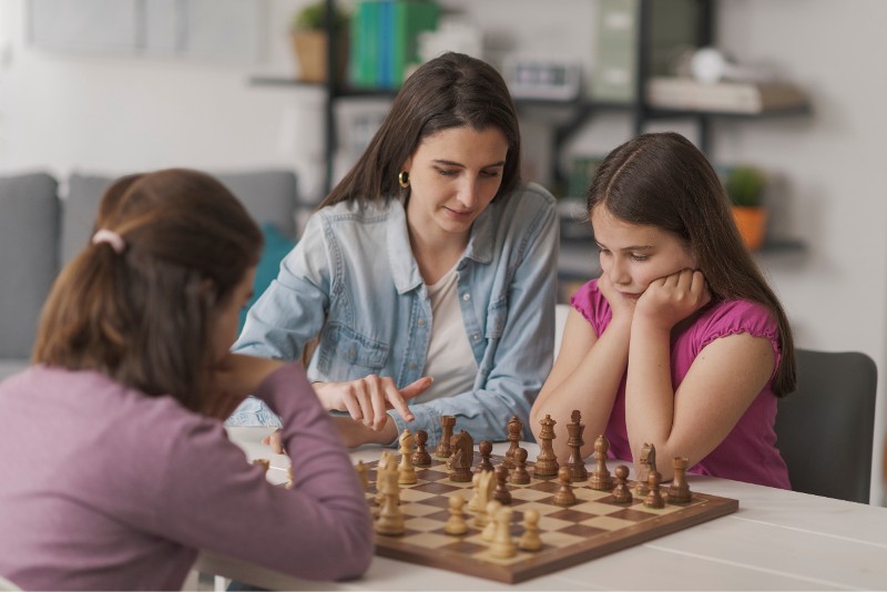 Grandmaster Mom Reacts To Daughter's OTB Chess… 